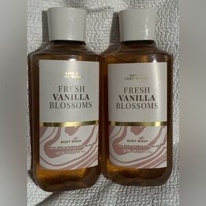 Bath & Body Works - Fresh Vanilla Blossoms 10 oz Shower Gel - Lot Of 2 NEW